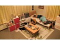ギャルで生意気な妹はいつも部屋で仲間達と騒いでは僕をパシリに使うから、頭に来たので隠し撮りしてみると…