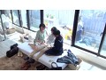 一般男女モニタリングAV マジックミラーの向こうには家族想いの父親！街行く仲良し家族が母娘親子丼3Pに挑戦！童貞息子を母親＆女子校生の妹が連続射精筆おろしできたら100万円！