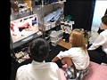 気弱な僕はAVを見たがるクラスの女子が家に無理矢理来ても断れない…。しかもAVを見てHな気持ちになった女子が、僕の股間を触ってきても何も言えない。そう僕は彼氏ではなく、その場でヤラれるだけの男子。 （ギャル編）