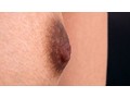 じっくりと接写撮影した勃起乳首 3