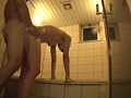ホテルのバスルームにカメラ設置 盛り上がってヤリ始めるカップルを盗撮