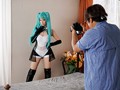 美巨乳コスプレイヤー はじめての中出し乱交オフ会 ティア