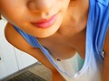巨乳若妻のノーブラ誘惑 隣の欲求不満な奥様の美乳がチラリ ほしの景子