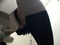 我慢の限界！！ 女子校生トイレお漏らし盗撮