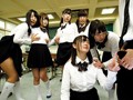 パンツが無い！ ブラも無い！ 下着盗難事件発生！！クラスの女子はノーパン＆ノーブラ！！水泳授業の後、クラスの女子の下着が無くなる大事件が起きた。去年まで女子校で、クラスでただ1人の男であるボクが犯人だと疑われたが、もちろんボクはやっていない。