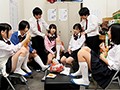 まさか！学年のトップクラス女子と冴えないボクが中出しイチャラブセックス！廃部寸前の我が囲碁部に、放課後の溜まり場が欲しい強気女子たちが、押し入ってきて我が物顔で部室を占拠された！やりたい放題の女子たちに部室の隅に追いやられるボクたち。