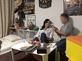 イケメンが熟女を部屋に連れ込んでSEXに持ち込む様子を盗撮したDVD。54～強引にそのまま中出ししちゃいました～