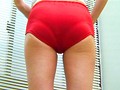 ついに顔出し解禁！盗撮された女たち 海水浴場更衣室、女子校生パンチラ、リクルートスーツOL、下着売り場試着室、OLパンツスーツ…etc. 8時間収録 被害者326人の記録