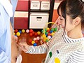 チ●ポを無理やり挿入されるのを想像するだけで濡れちゃいます。生徒のパパさんからの誘いも断れずSEXしちゃうほどめっぽう押しに弱いエッチな現役保育士さん。超敏感M女が、保育士としての理性を抑えきれず、子供たちに内緒でAV出演 関根奈美