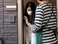 風邪を引いた同僚に媚薬を飲ませて自宅痴漢