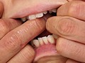 清楚な見た目に騙されるな！18歳現役女子大生のイカれた性癖！欲しがり屋のわがままハードマゾヒスト もっと噛んでっ！踏んでっ！縛ってっ！首絞めてっ！ひっ叩いてっ！生チ○ポで犯してっ！ 秋草めい
