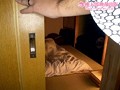 夜這いOKサインで誘う人妻 夫の隣で抱かれて悶える媚肉若妻