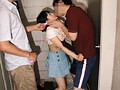 下校途中の小さな女の子。穴も小さくて締まりが良いので連続2回「中出し」ゆり149cm 下校途中の小さな女の子。穴も小さくて締まりが良いので連続2回「中出し」ゆり149cm