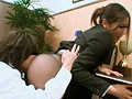 某企業の社長室で起こったハレンチ事件！超絶美人秘書のムチムチお尻に欲情してパンストを破り肉棒をズブリ！中出し！2「もうどうにもガマンならない！欲望のままに生きる！これが男の本能だ！！」