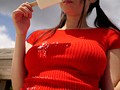 無意識に男を挑発する着衣巨乳 夢乃あいか