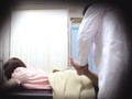 江東区・○○整体院盗撮映像 真面目なマッサージでなぜか？濡れてる女子の不思議？ 感じている？まさか！なんで？パンツにシミできる？？
