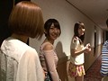 突撃潜入！！素人乱交サークル2 変態社会人と人気AV女優